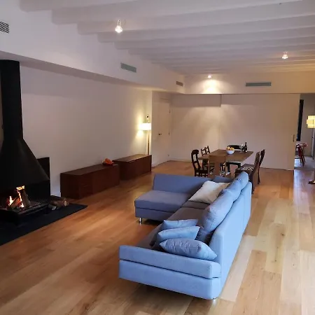 Beautiful 15th Century On 30 Acre Estate, For Families Only *